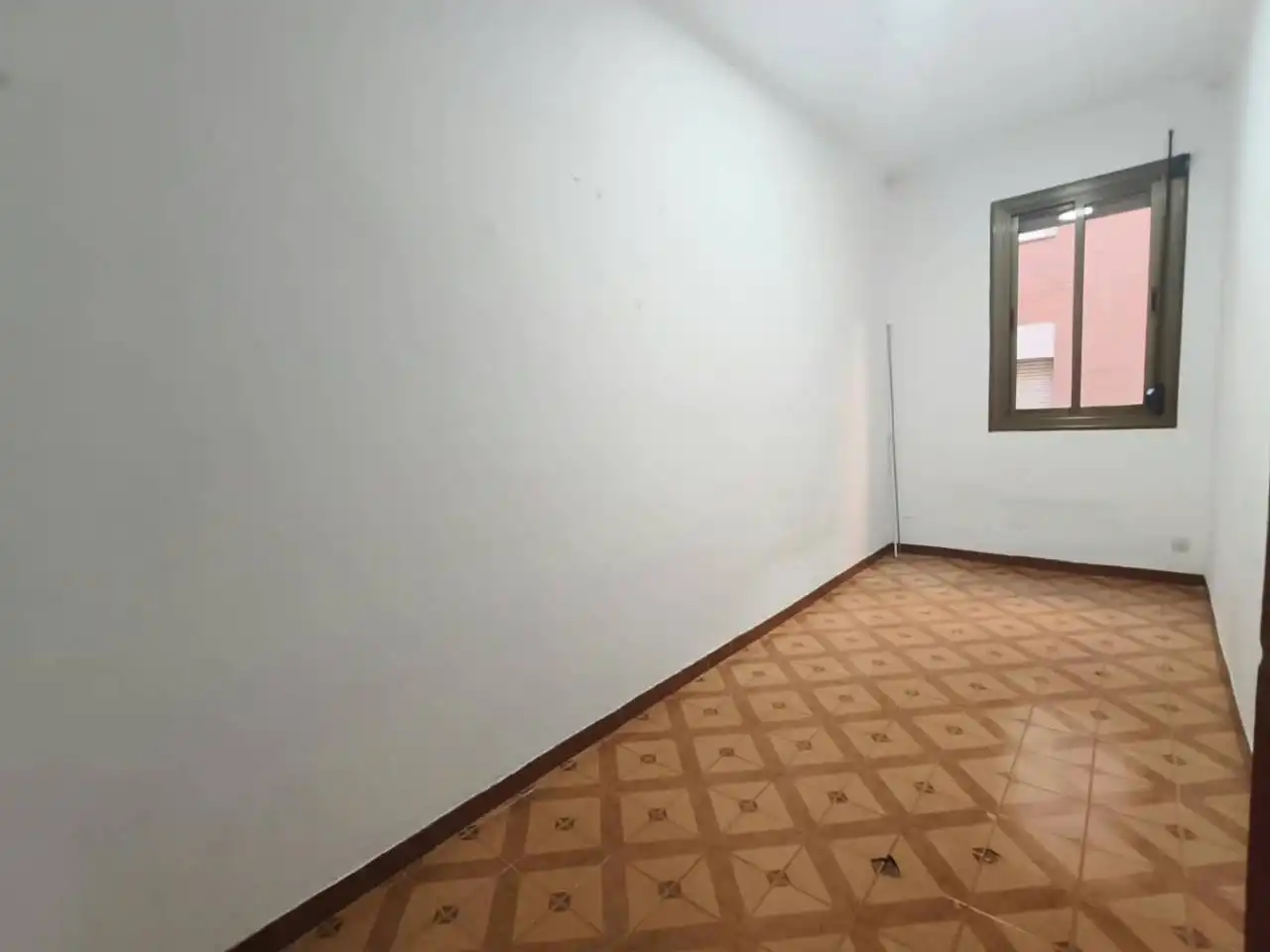 Flat with terrace for sale in Calle Cabestany, imagen 14
