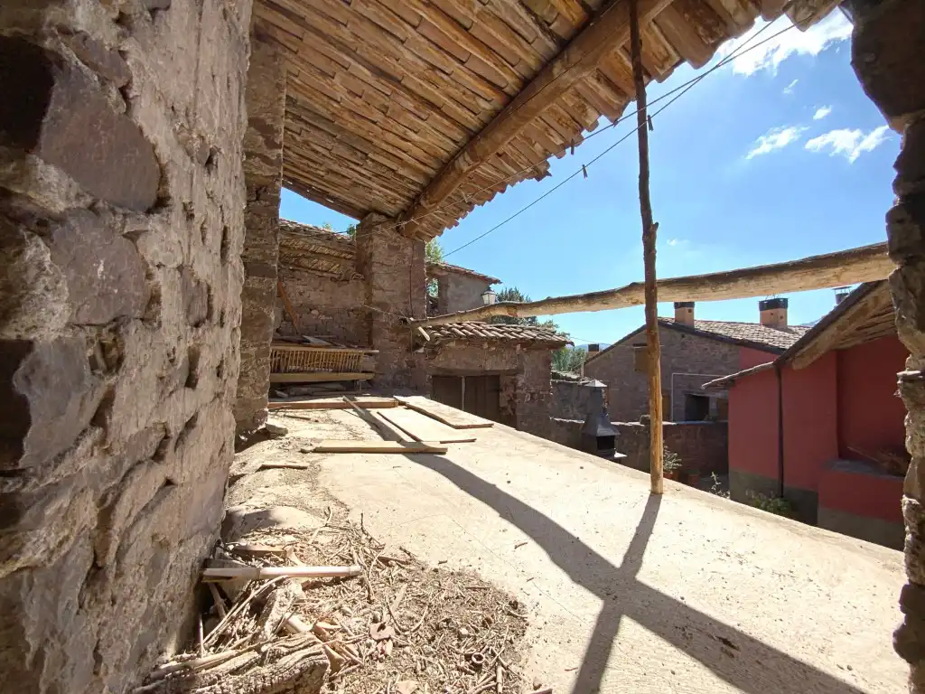 Exterior view of Houses for sale in Montanuy  with Private garden and Balcony