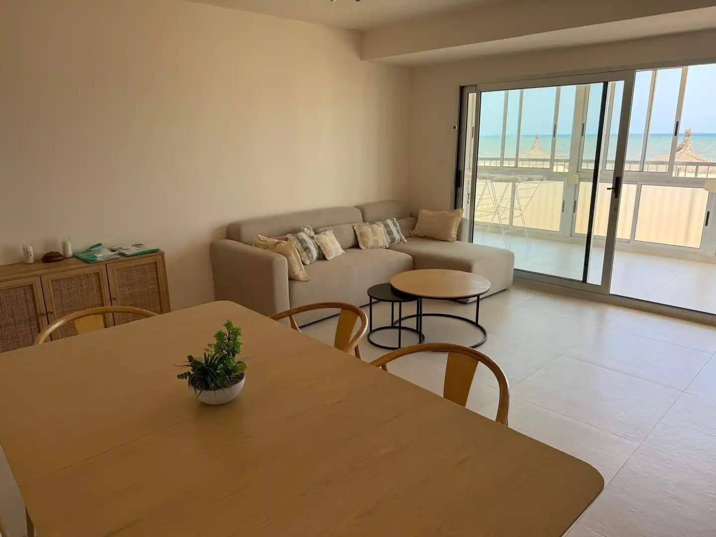 Wohnzimmer von Wohnung zur Miete in Valencia mit Klimaanlage, Terrasse und Möbliert