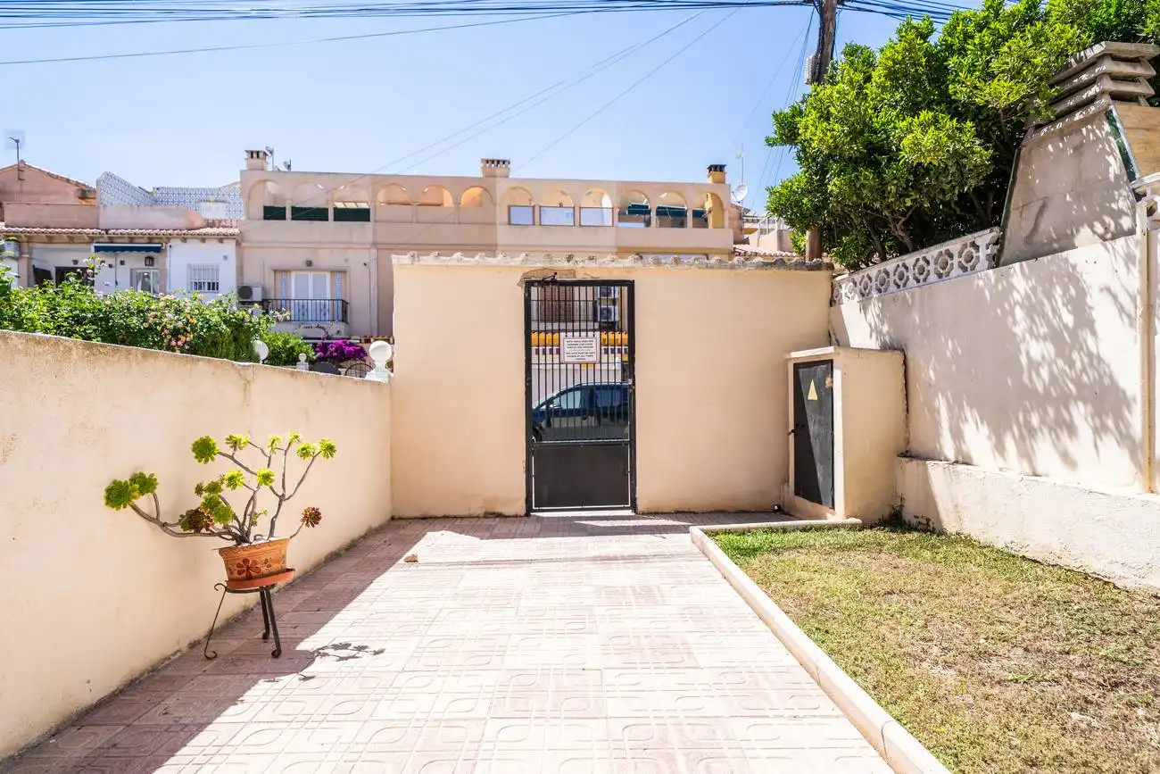 Apartamento con piscina en venta en Zona Carrefour - Urbanizaciones, imagen 40
