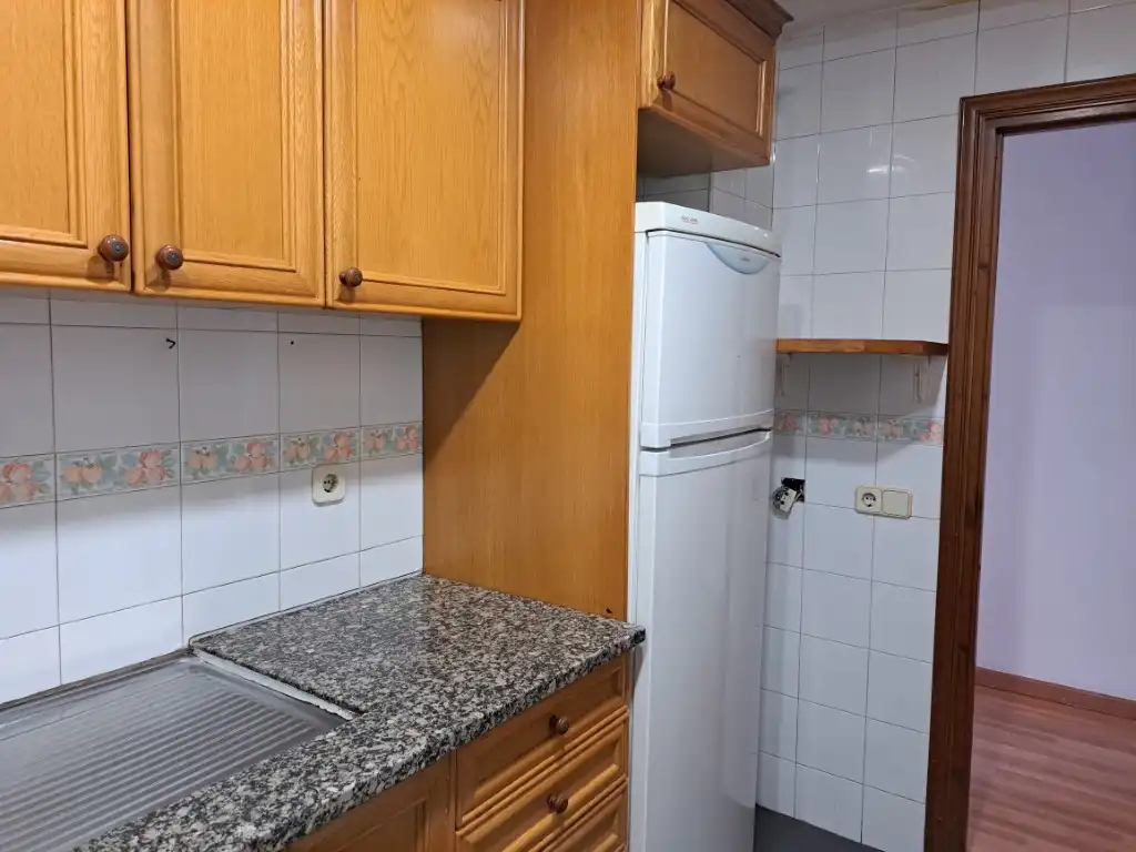 Küche von Wohnungen zum Verkauf in Puigcerdà mit Heizung, Parkett und Abstellraum