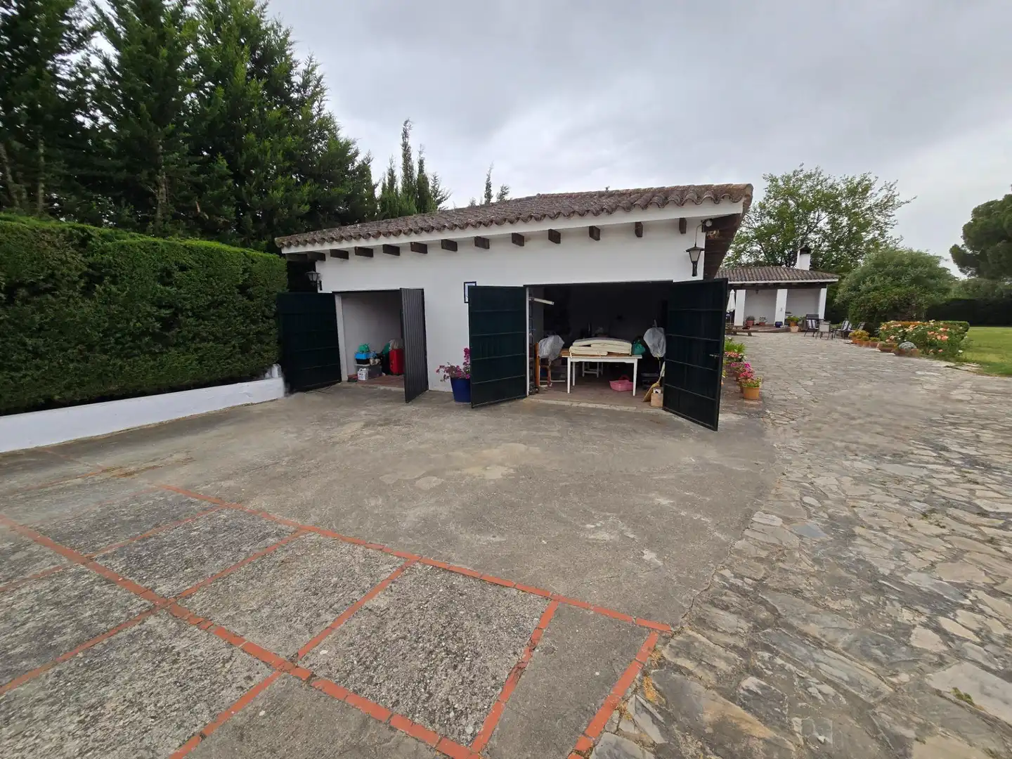 Vista exterior de Casa o xalet en venda en Jerez de la Frontera amb Aire condicionat, Calefacció i Terrassa
