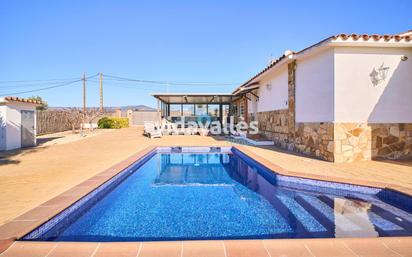 Exterior view of House or chalet for sale in Santa Eulàlia de Ronçana  with Heating, Private garden and Terrace