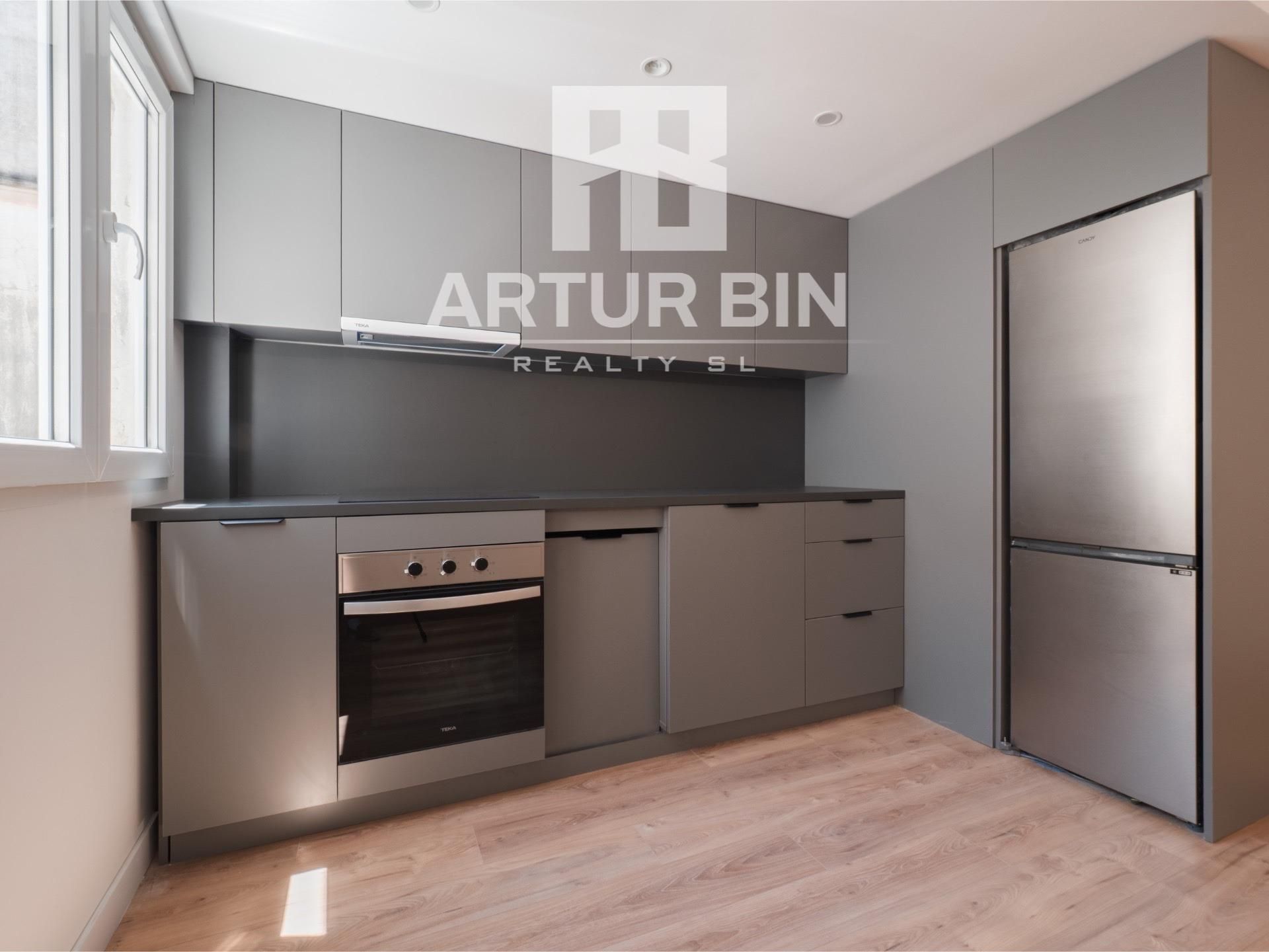 Apartment for sale in Ciutat Fallera