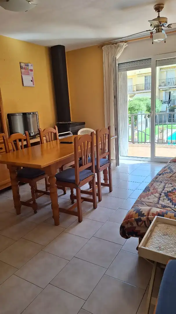 Esszimmer von Einfamilien-Reihenhaus zum Verkauf in Torredembarra mit Heizung, Privatgarten und Terrasse