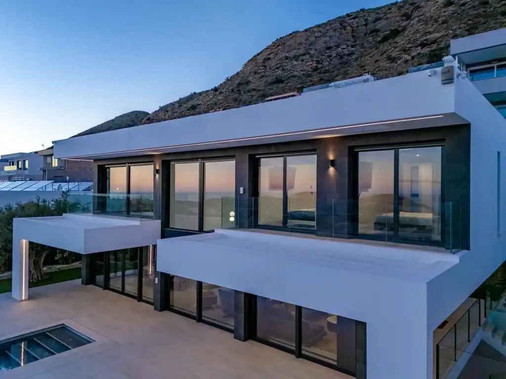 Villa avec piscine à vendre à Golf Bahía, imagen 6