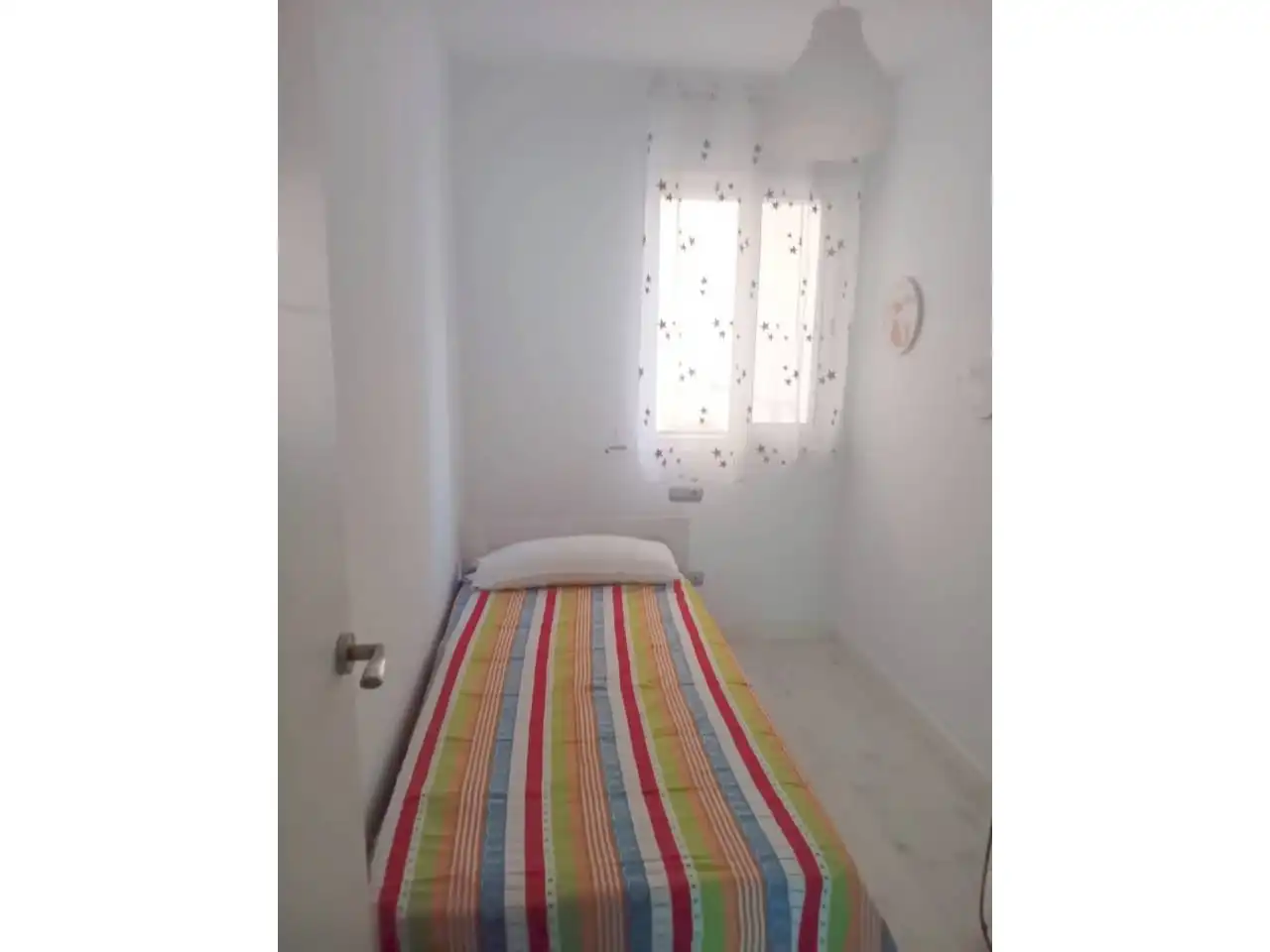 Habitación de Piso de alquiler en Cubelles con Aire acondicionado, Calefacción y Jardín privado