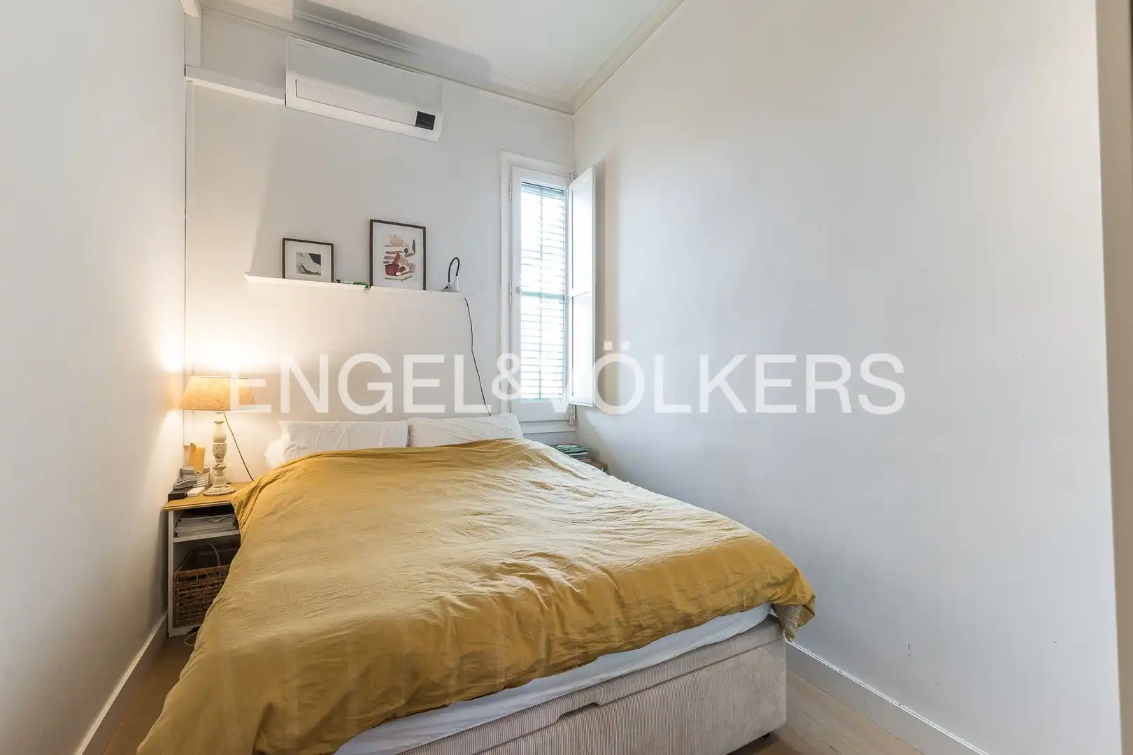 Habitación de Piso en venta en Barcelona con Aire acondicionado, Calefacción y Amueblado
