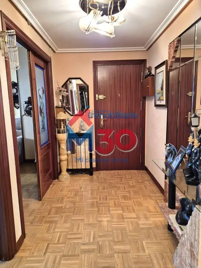 Piso en venta en Miranda de Ebro con Calefacción, Parquet y Terraza