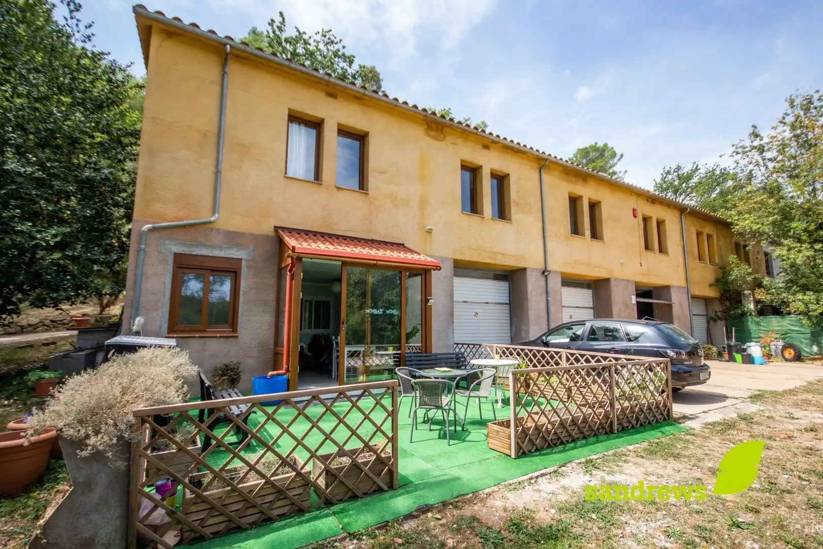 Vista exterior de Finca rústica en venda en Porqueres amb Aire condicionat, Calefacció i Jardí privat