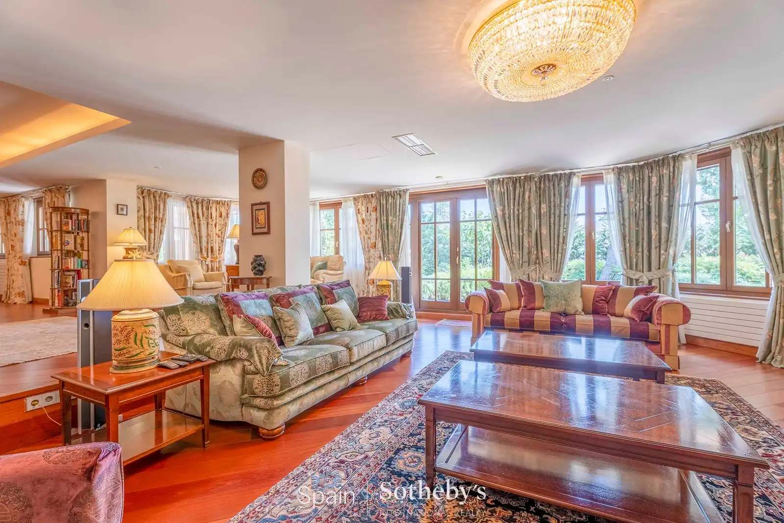 Sala de estar de Casa o chalet en venta en Madrid con Aire acondicionado, Calefacción y Jardín privado