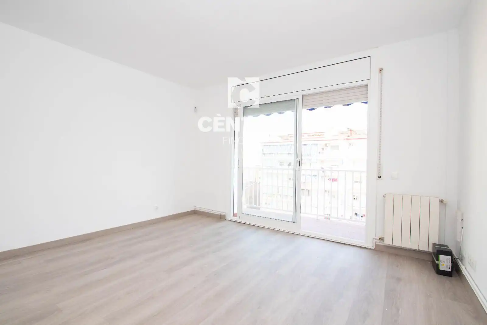 Habitación de Ático en venta en Terrassa con Calefacción y Terraza