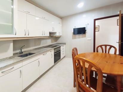 Flat for sale in  RU PADRE FERNANDO OLMEDO 50 Es:Y Pl:04 Pt:I 36002, 50, Zona de Plaza de Barcelos, Pontevedra Capital
