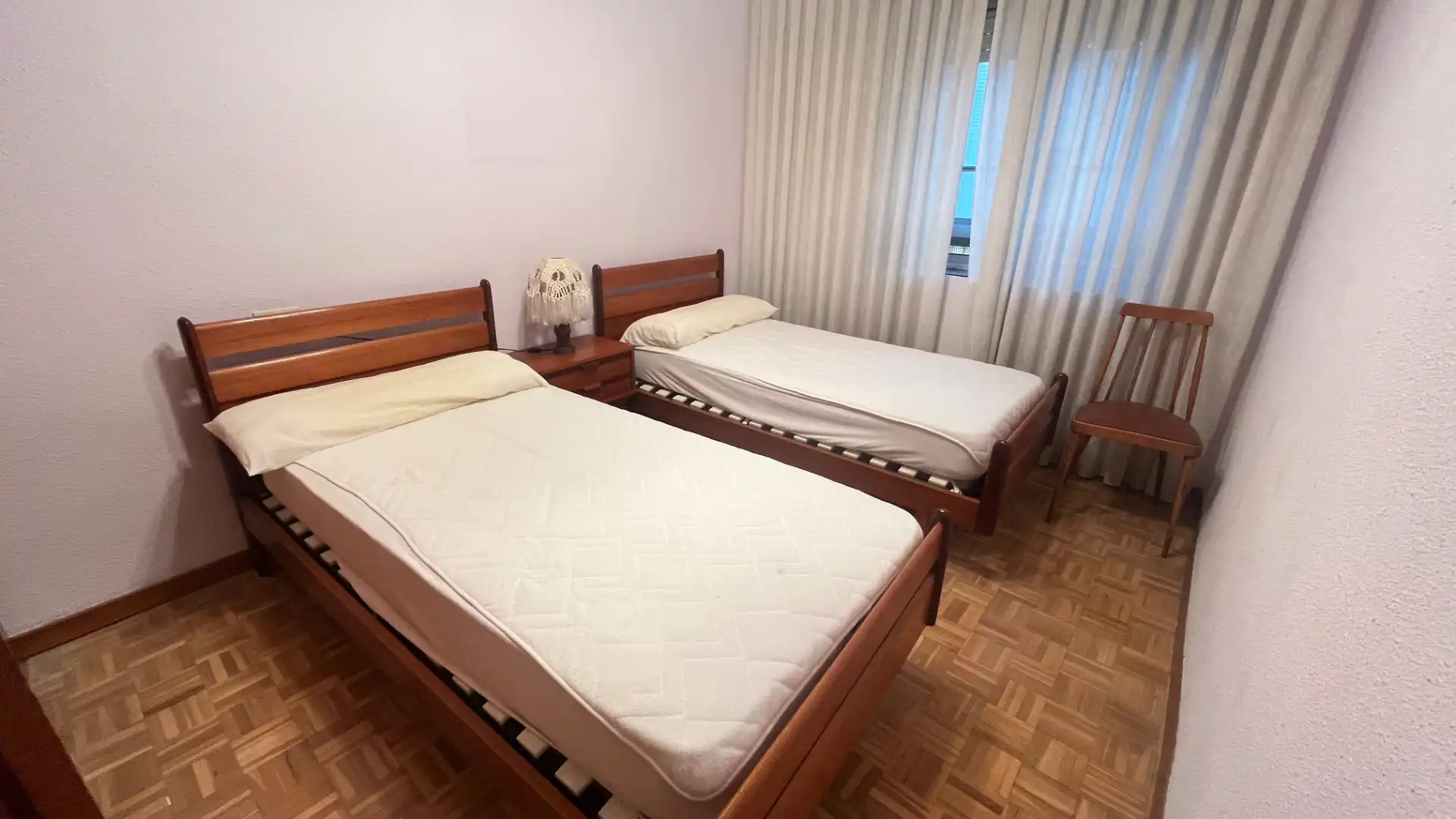 Bedroom of Flat for sale in Valladolid  with Heating and Parquet flooring