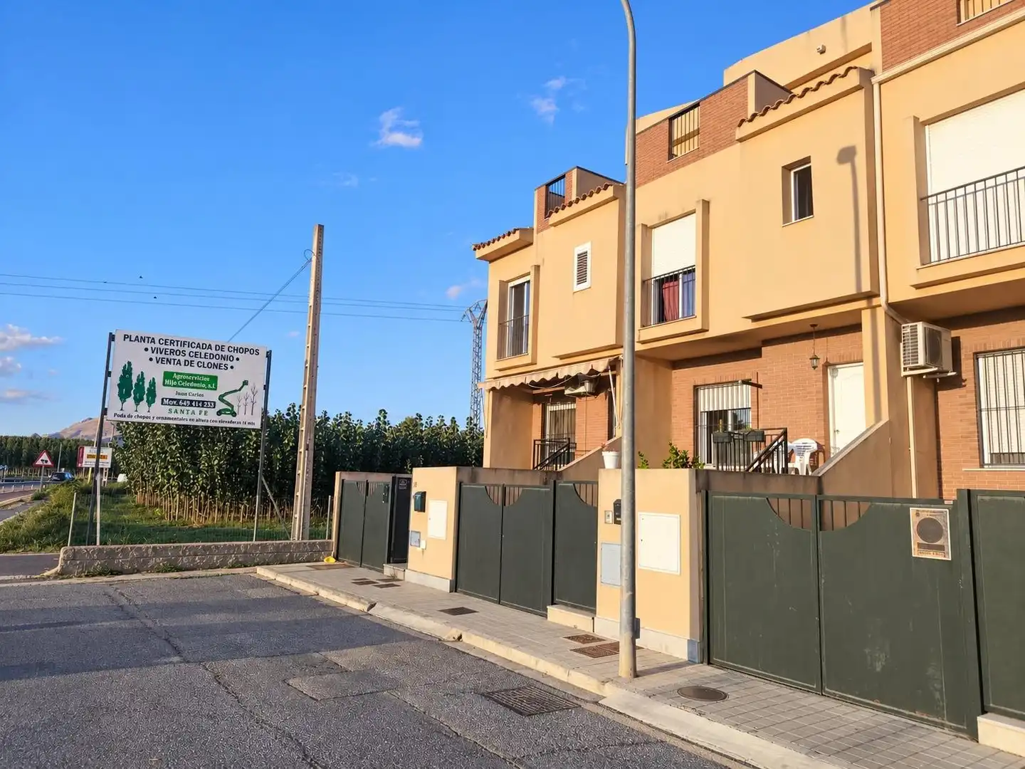 Casa a schiera con terrazza in vendita a Calle LEGAZPI