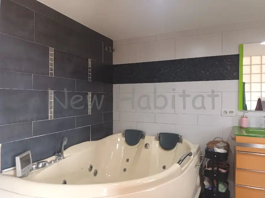 Terraced house with pool for sale in Parque Sensal, imagen 45