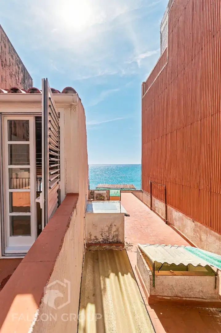 Dúplex amb terrassa en venda a Passeig Marítim Sant Joan de Déu, imagen 36