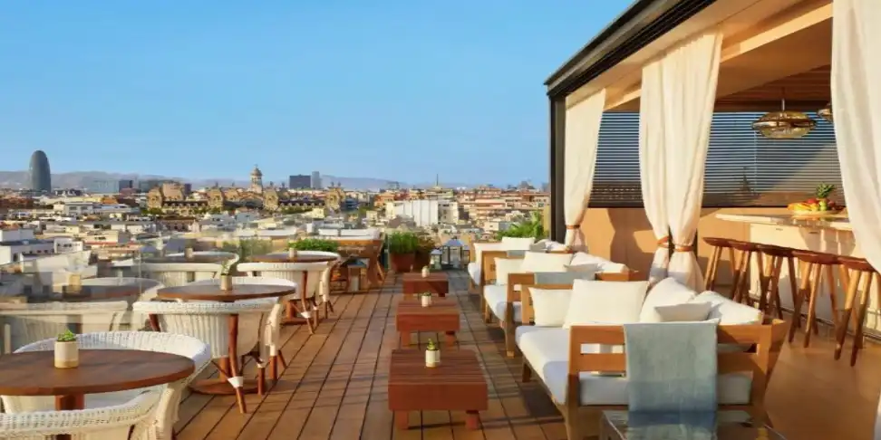 Hôtel à vendre à Avinguda de Francesc Cambó 14