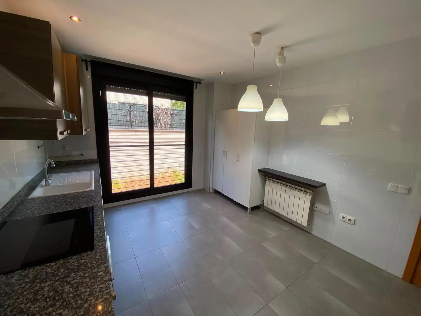 Cocina de Casa o chalet en venta en Castellón de la Plana / Castelló de la Plana con Aire acondicionado, Calefacción y Jardín privado