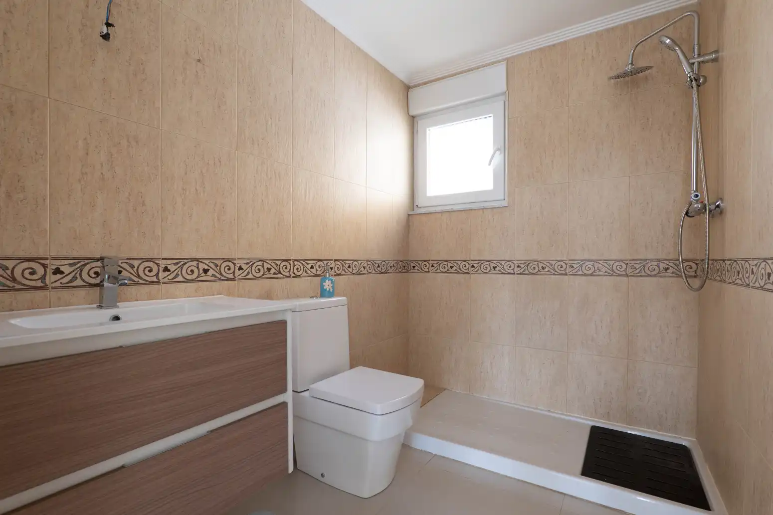 Baño de Casa o chalet en venta en Castrillón con Calefacción, Jardín privado y Terraza