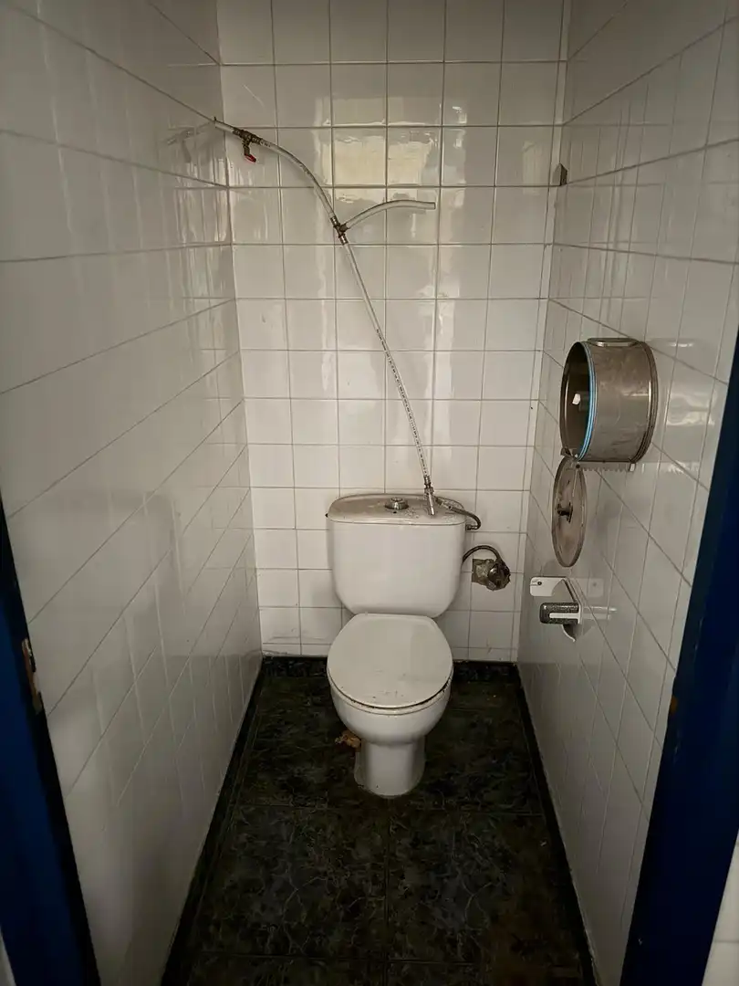 Baño de Nave industrial en venta en Igualada