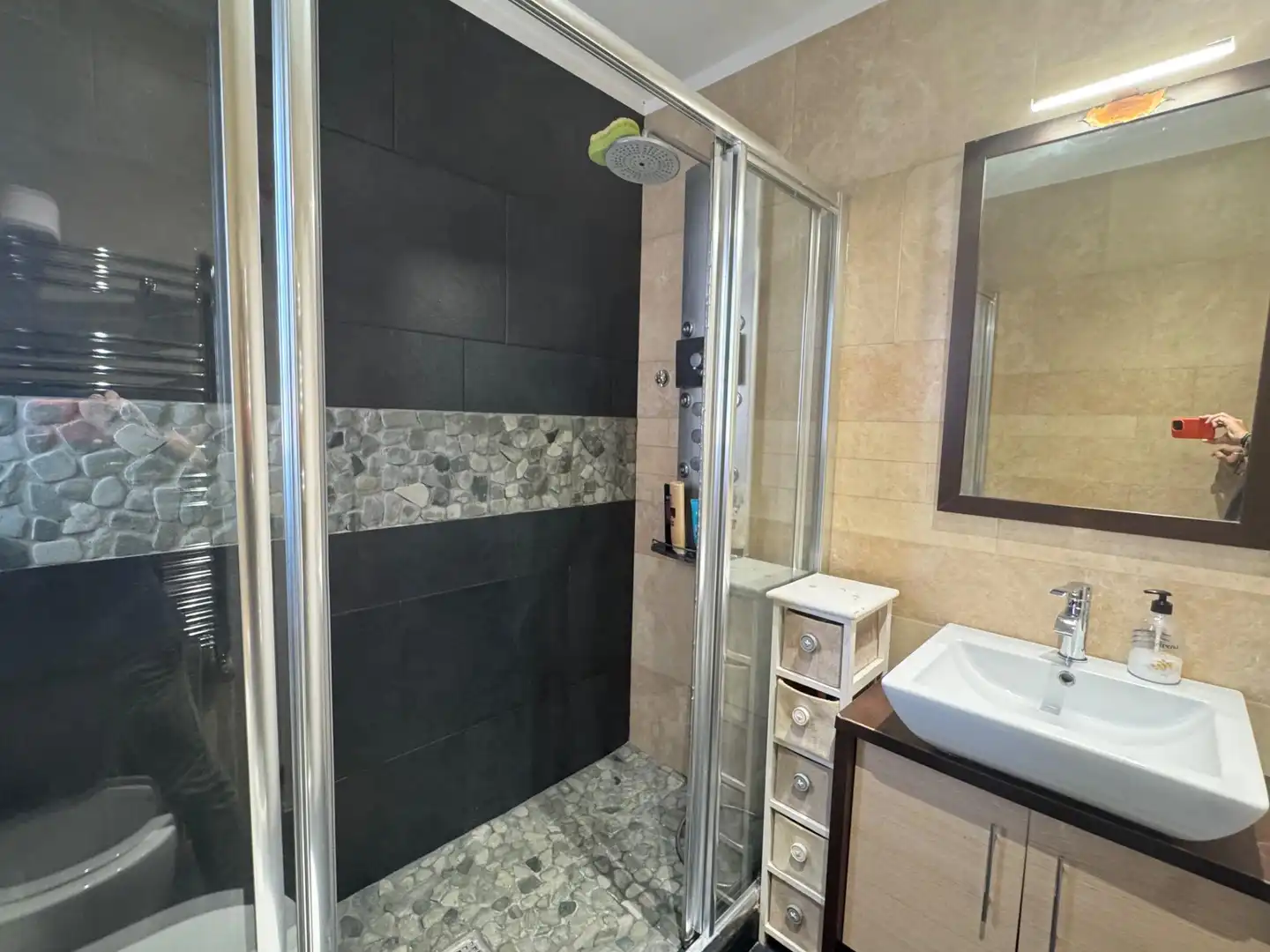 Baño de Ático en venta en Igualada con Calefacción, Parquet y Terraza