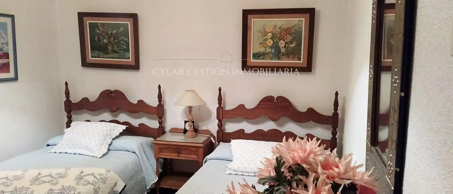 Dormitori de Casa o xalet en venda en Fuenteliante amb Calefacció, Moblat i Forn