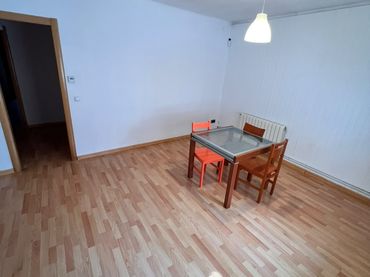 Erdgeschosswohnung mit Aufzug zum Verkauf in Carrer Cadí