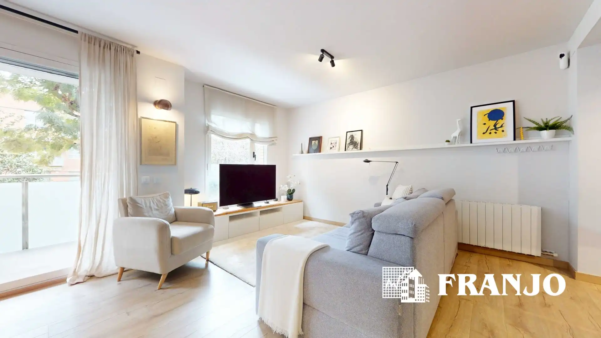 Sala d'estar de Pis en venda en Sant Cugat del Vallès amb Aire condicionat, Calefacció i Terrassa
