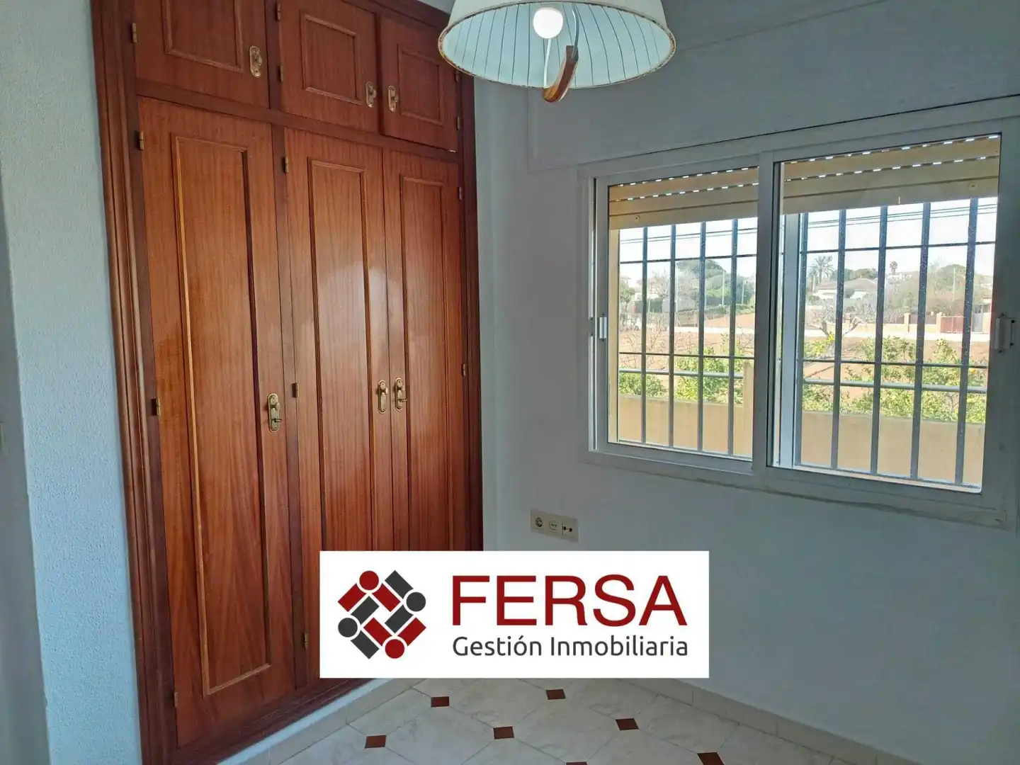 Bedroom of Houses for sale in El Puerto de Santa María  with Private garden, Terrace and Storage room