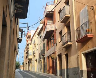 Vista exterior de Casa adosada en venda en Constantí amb Calefacció, Terrassa i Traster