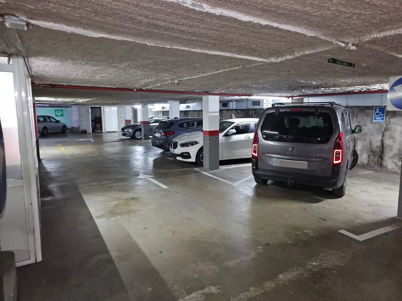 Parkplatz von Garage zur Miete in Tarragona mit Alarm