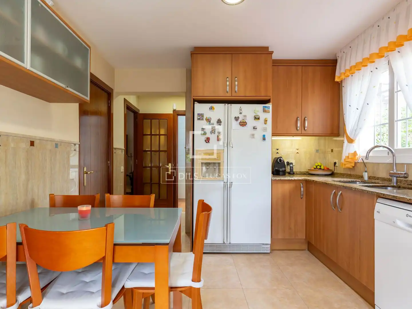 Cuina de Casa o xalet en venda en Sant Just Desvern amb Calefacció, Jardí privat i Terrassa