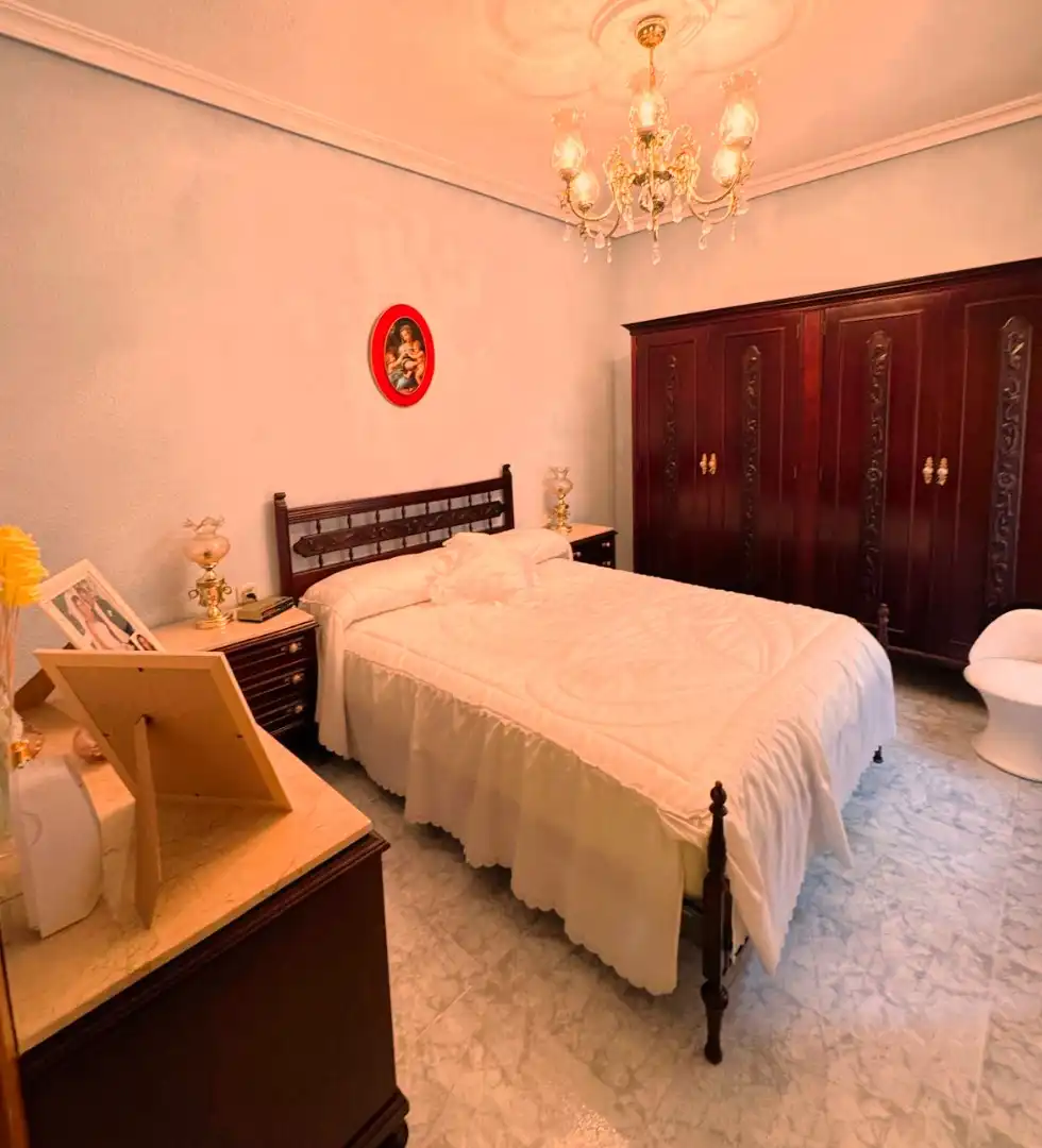 Bedroom of Flat for sale in Puertollano  with Air Conditioner, Furnished and Balcony