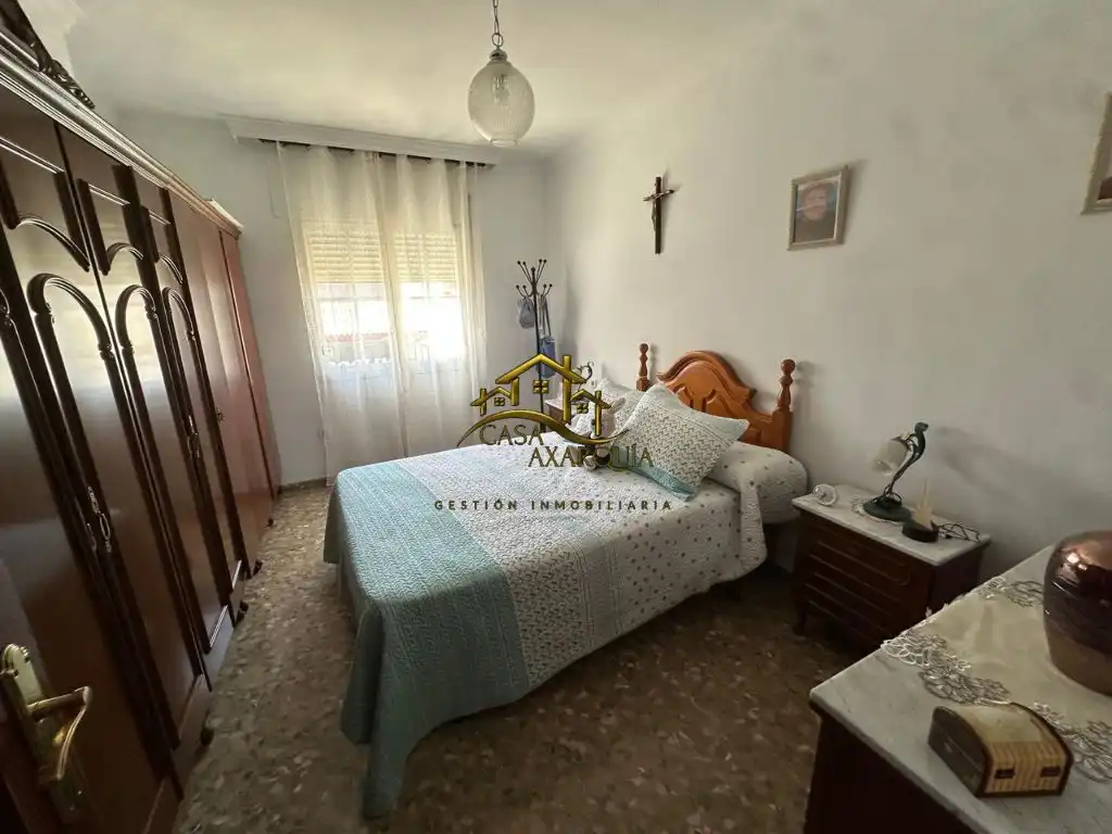 Flat with terrace for sale in Plaza Del Trabajo, imagen 10