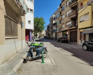 Vista exterior de Local en venda en El Vendrell amb Terrassa