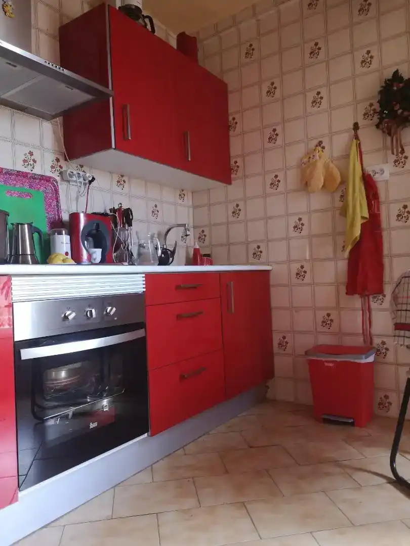 Küche von Wohnung zum Verkauf in  Sevilla Capital mit Klimaanlage