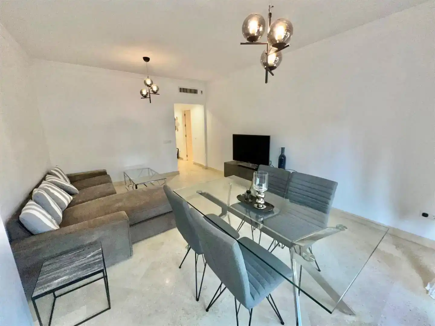 Living room of Flat for rent in Milla de Oro