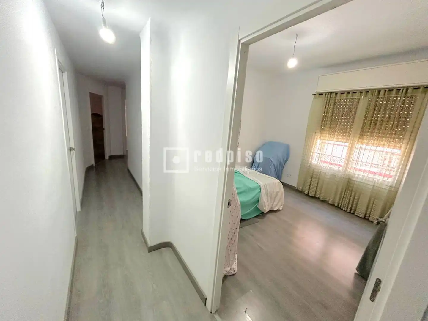 Habitación de Piso en venta en Madrid con Jardín privado