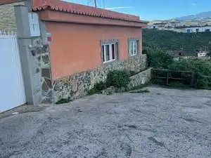 Vista exterior de Casa o chalet en venta en Las Palmas de Gran Canaria con Terraza y Piscina comunitaria