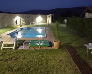 Piscina de Casa o xalet en venda en El Torno  amb Aire condicionat, Terrassa i Piscina