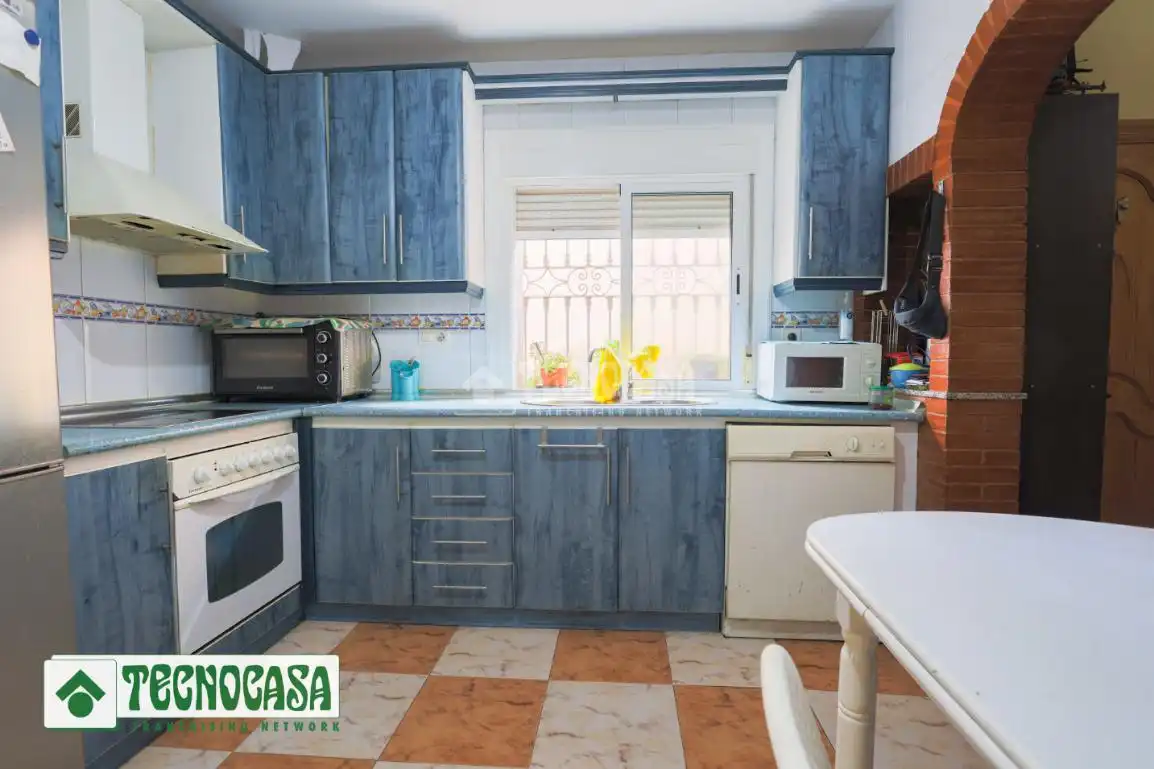 Küche von Einfamilien-Reihenhaus zum Verkauf in Adra mit Terrasse und Balkon