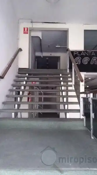 Local comercial en venta en Centro - Ifara, imagen 2