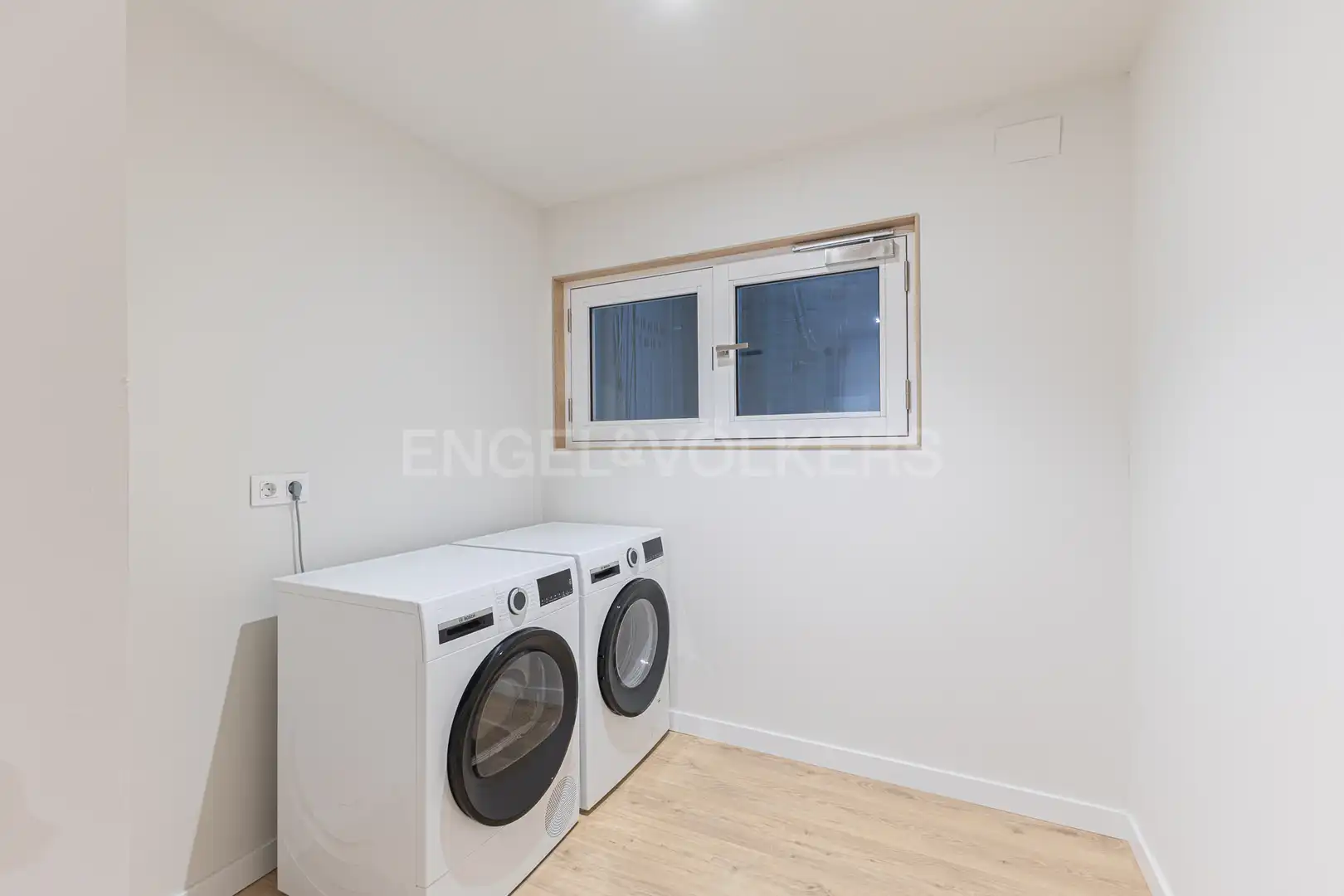 Wohnung zum Verkauf in Barcelona mit Klimaanlage, Heizung und Parkett