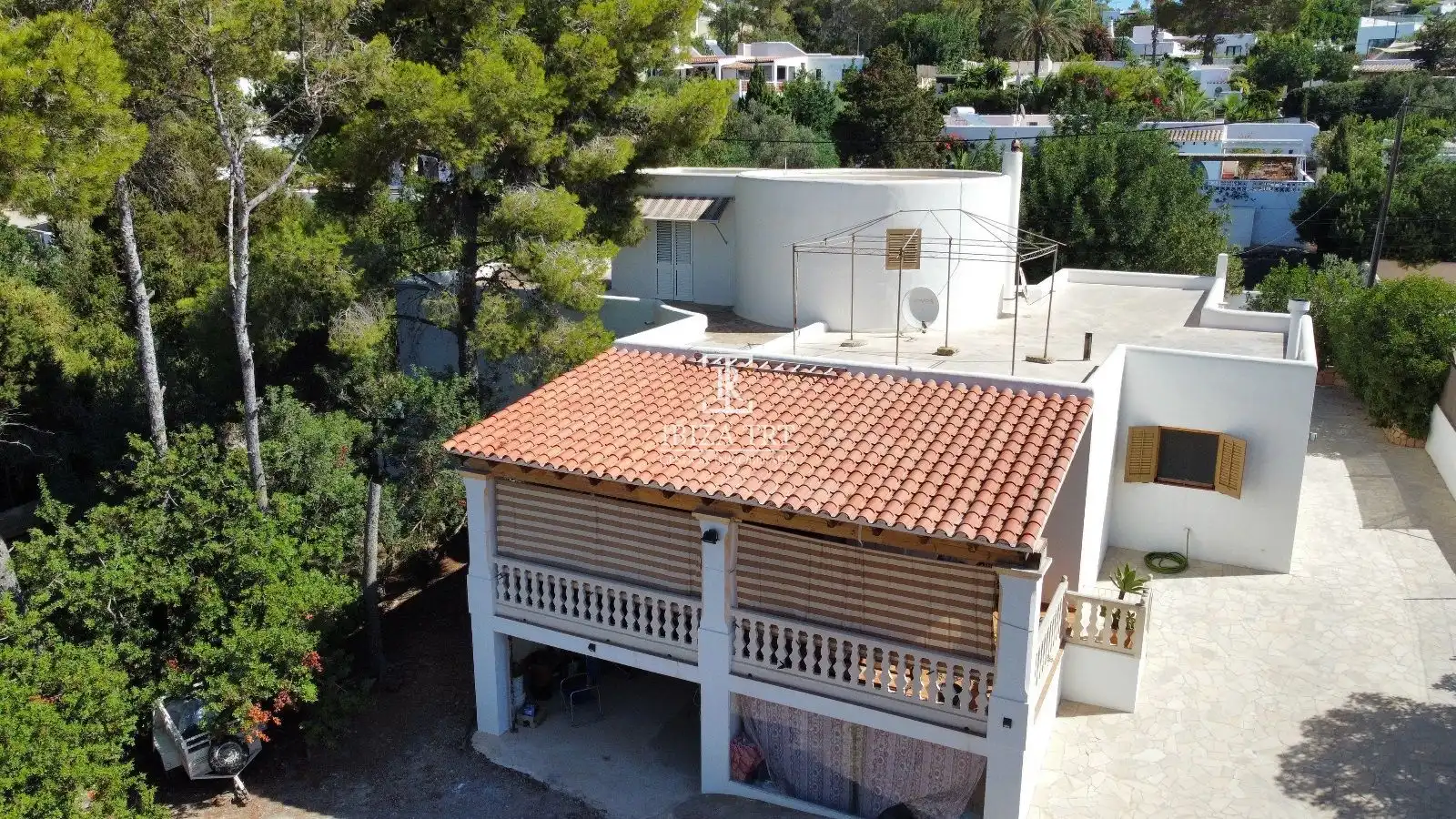 Vista exterior de Casa o xalet en venda en Sant Antoni de Portmany amb Terrassa i Traster