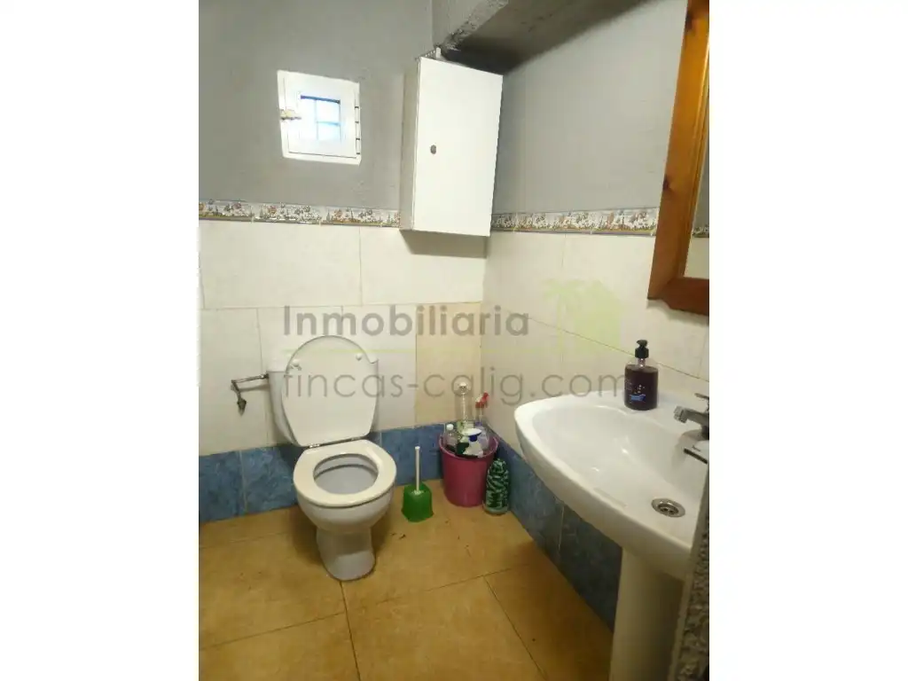 Baño de Finca rústica en venta en Canet lo Roig con Jardín privado