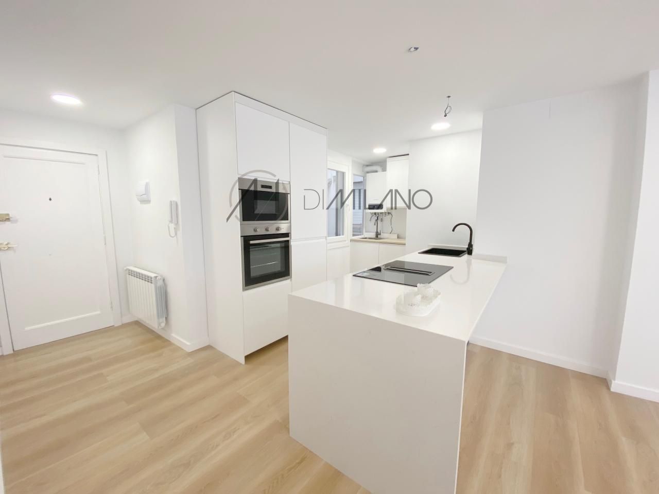 Kitchen of Flat for sale in Vigo   with Heating