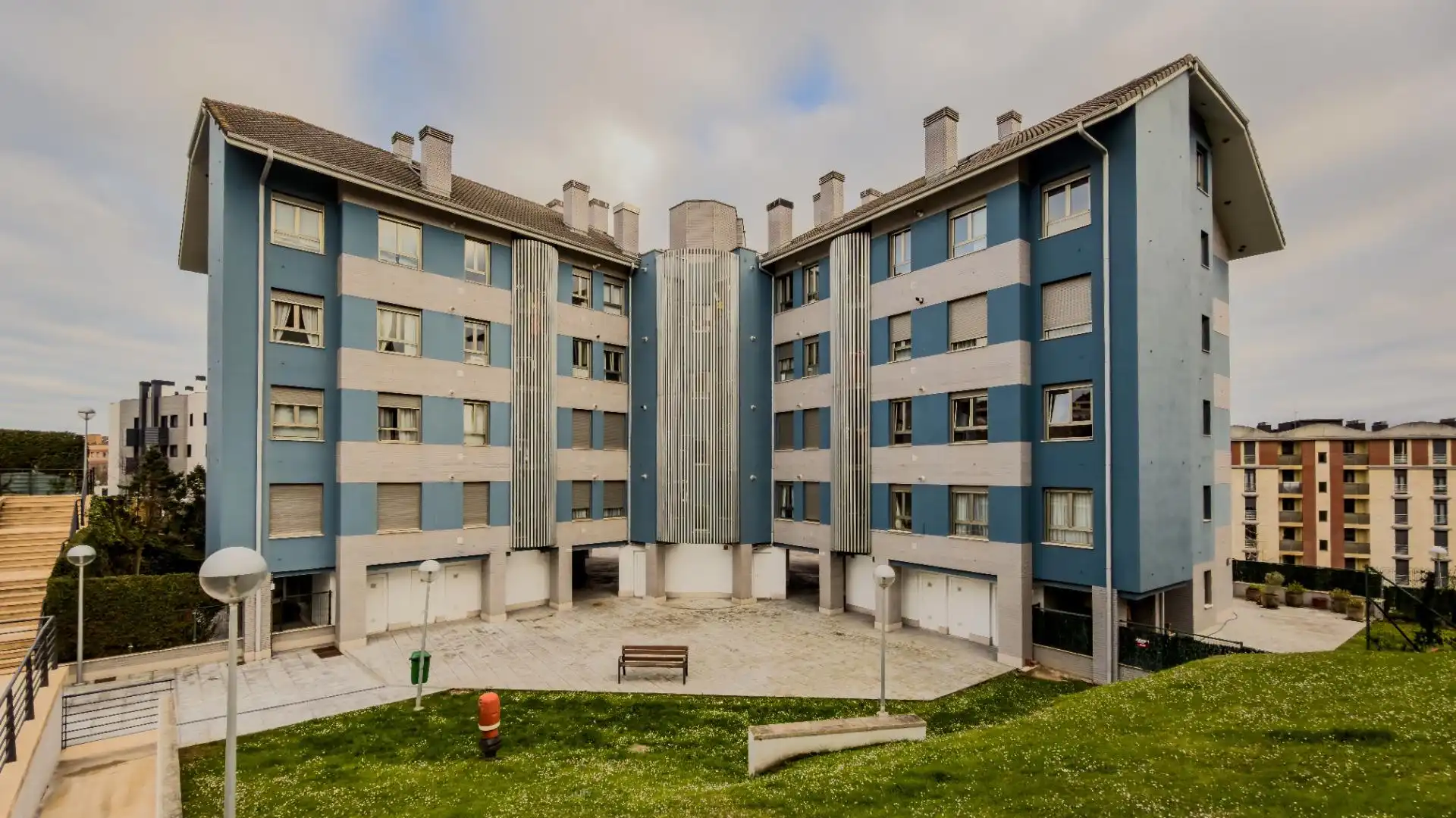 Exterior view of Flat for sale in Santander  with Storage room