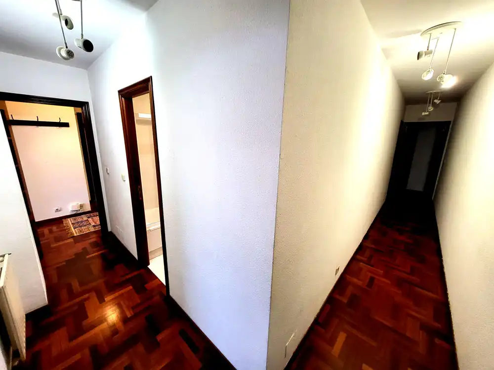 Flat for rent in Vigo   with Heating, Parquet flooring and Storage room
