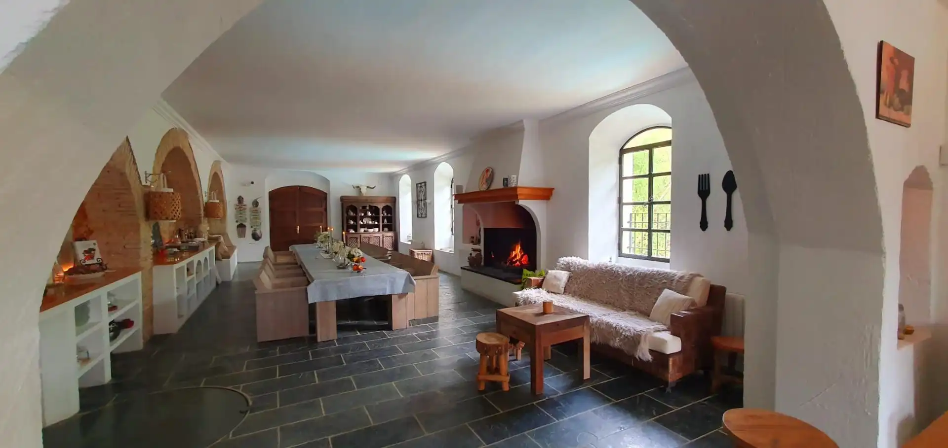 Sala de estar de Finca rústica en venta en Setenil de las Bodegas